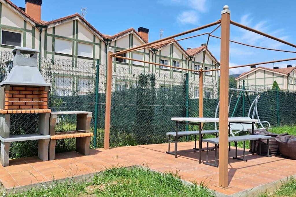 Espectacular Casa Rural En Espinosa de los Monteros المظهر الخارجي الصورة