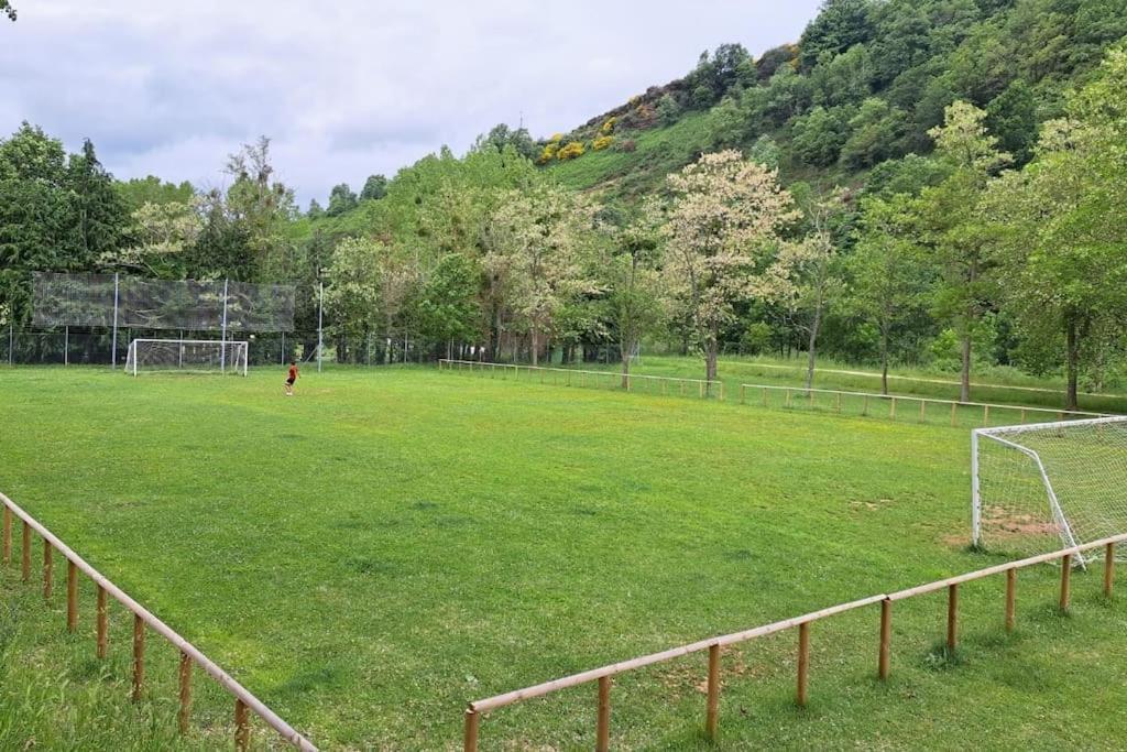 Espectacular Casa Rural En Espinosa de los Monteros المظهر الخارجي الصورة
