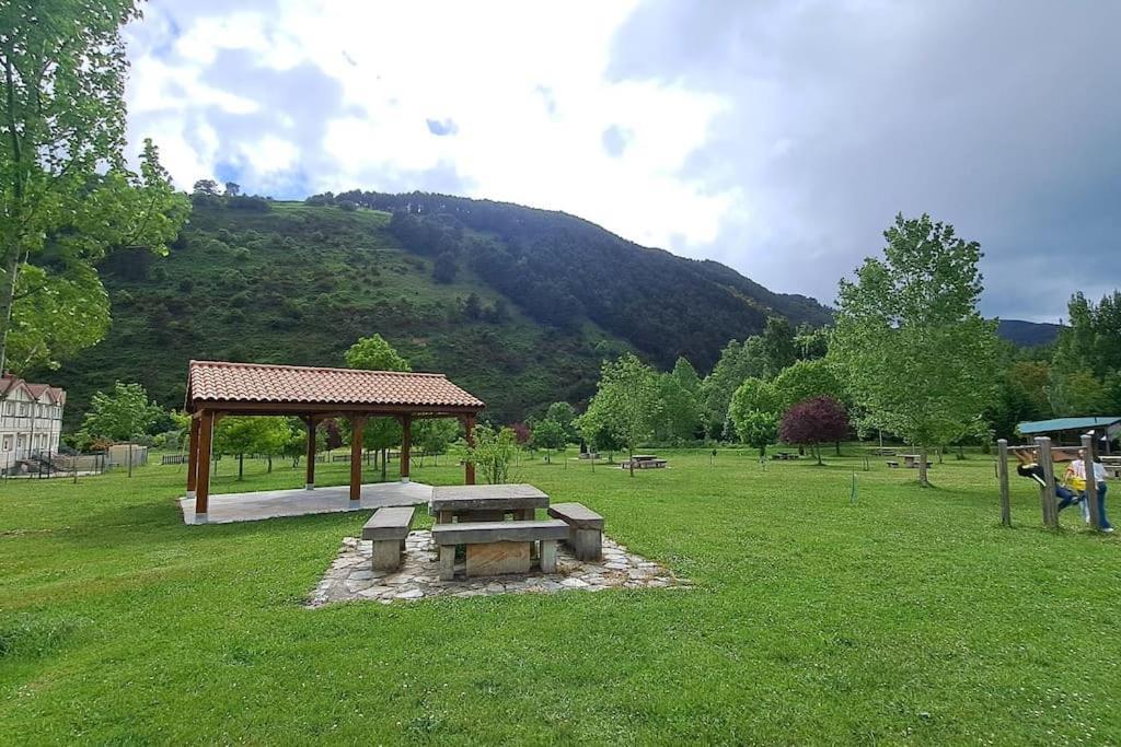 Espectacular Casa Rural En Espinosa de los Monteros المظهر الخارجي الصورة